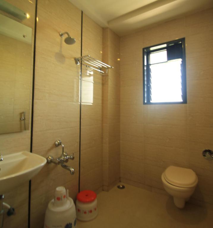 Hotel Sai Smaran Shirdi Quarto foto