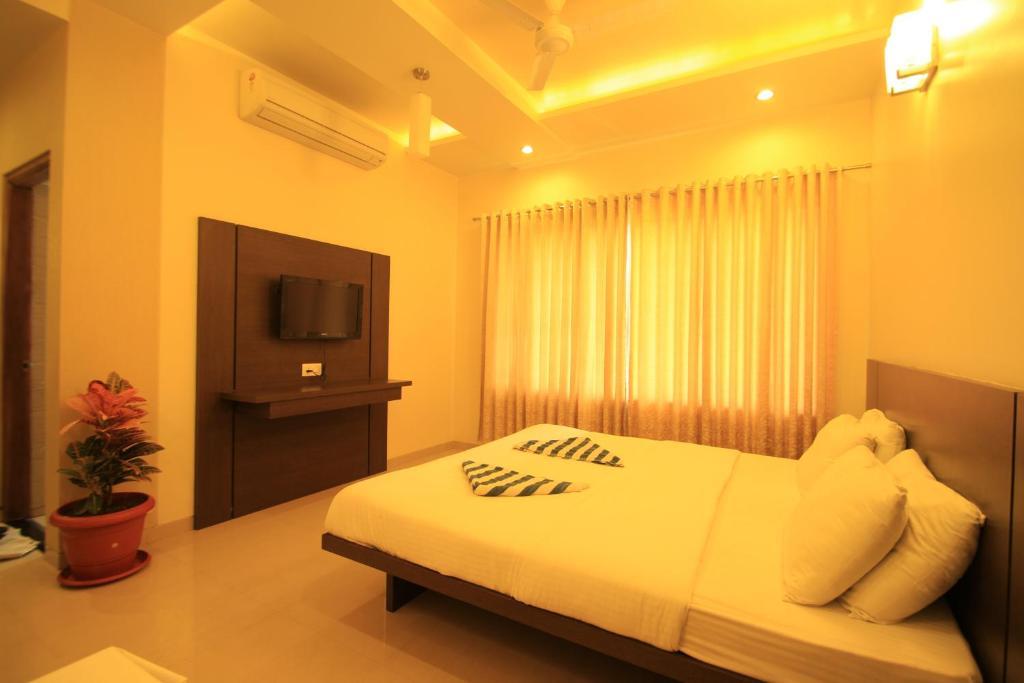 Hotel Sai Smaran Shirdi Quarto foto