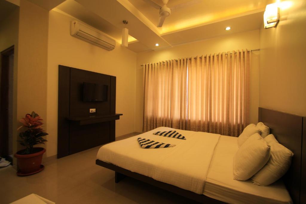 Hotel Sai Smaran Shirdi Quarto foto